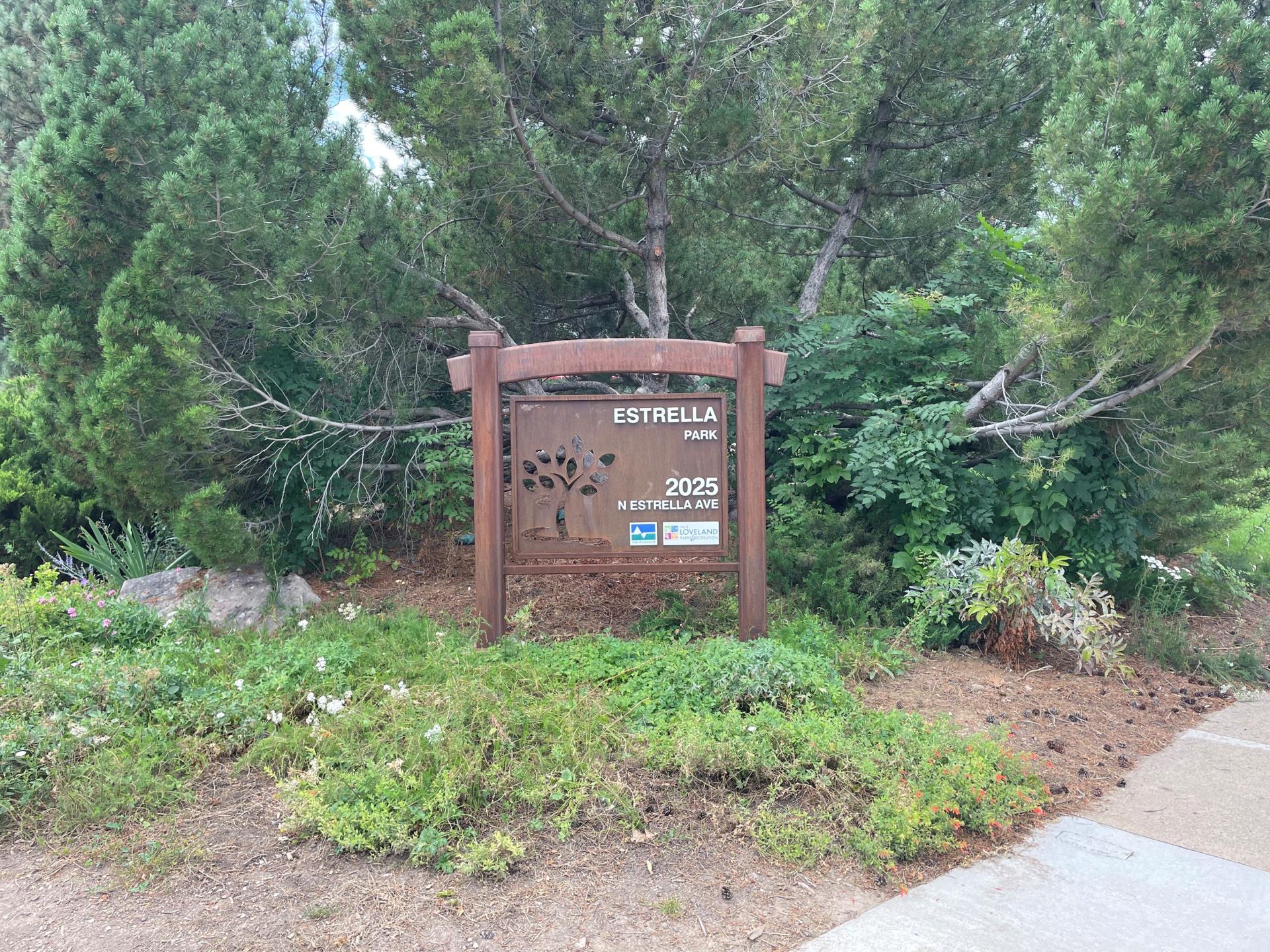 Estrella Park Sign