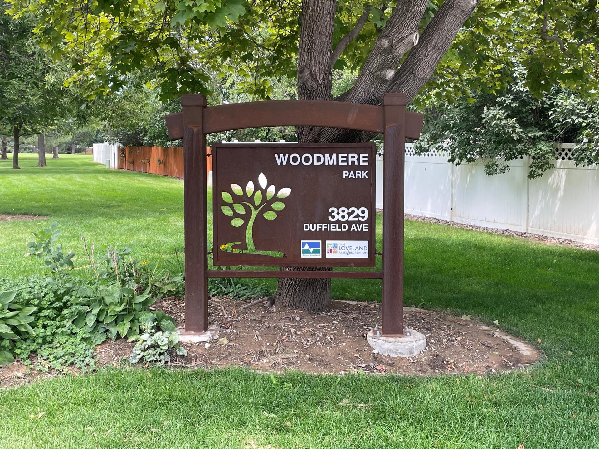 Woodmere Park Sign