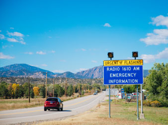 Flashing roadside emergency beacon